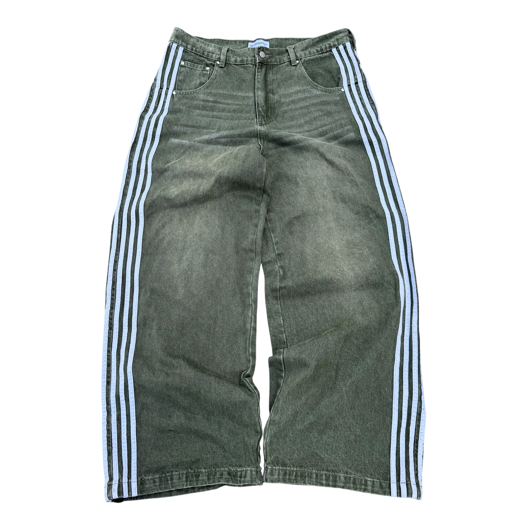 TRACK JEANS (GREEN/WHITE) heavencanwait.store
