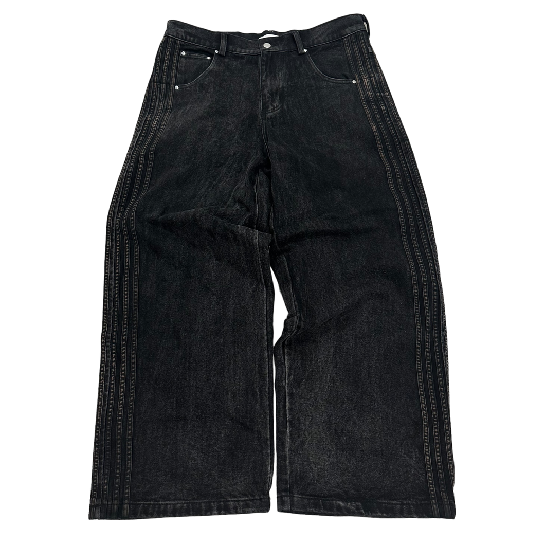 TRACK JEANS (BLACK/BLACK) heavencanwait.store