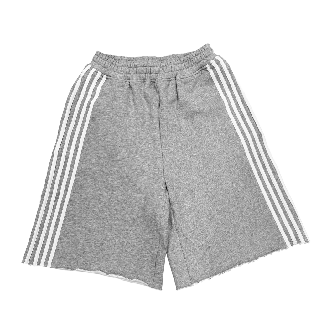 SPIKE SHORTS (GREY/WHITE) heavencanwait.store