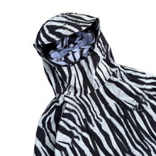 Load image into Gallery viewer, TECH JACKET (ZEBRA)