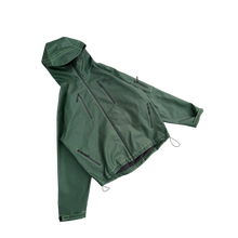 Load image into Gallery viewer, HEAT REACTIVE SKI JACKET (RACING GREEN)