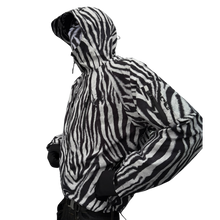 Load image into Gallery viewer, TECH JACKET (ZEBRA)