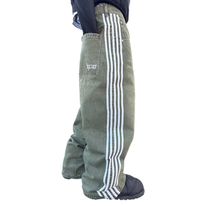 TRACK JEANS (GREEN/WHITE) heavencanwait.store