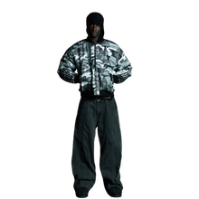 Load image into Gallery viewer, V2 STONE WASH DENIM