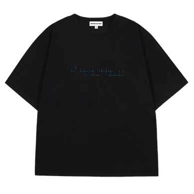 LOGO TEE (TARTAN) heavencanwait.store